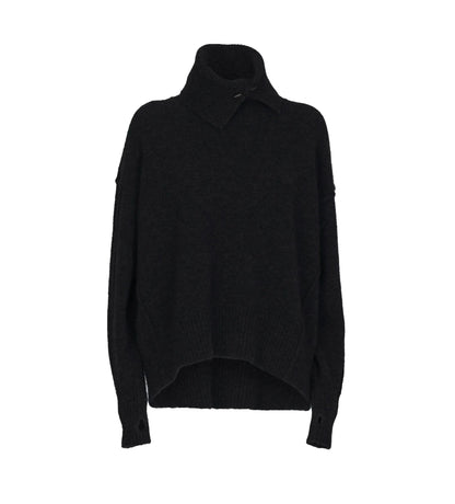 PINNED TURTLENECK